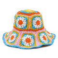 Sombrero de cubo tejido floral de paja